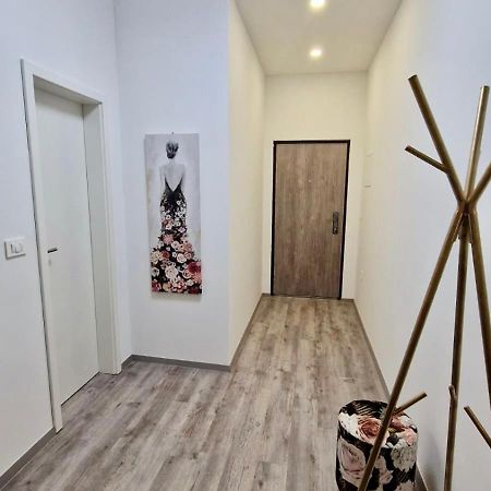 Ljubljana Central Cozy Apartment W Free Parking Екстер'єр фото